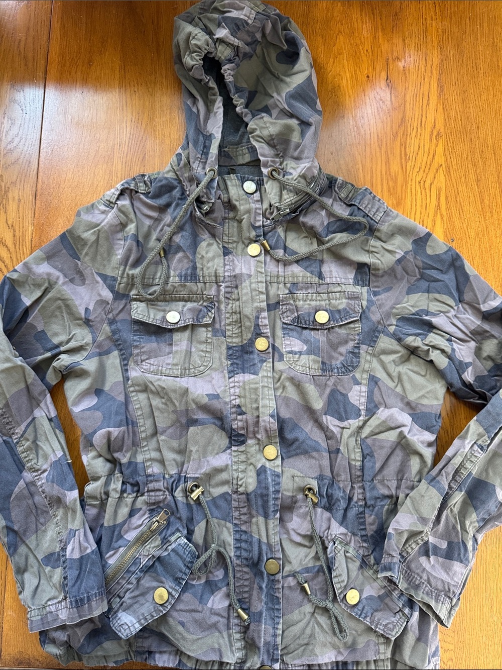 Wonen’s Camo Hooded Anorak Jacket - Olive Green